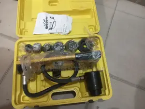 Hydraulic Hole Punch