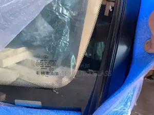 Ml 350 2015 Windscreen Glass