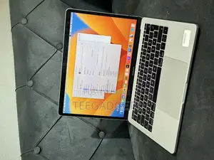 Laptop Apple MacBook Pro 2017 8GB Intel Core I5 SSD 256GB