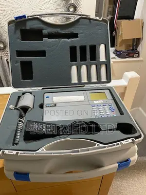 1 X Micromedical Microlab Desktop Spirometer