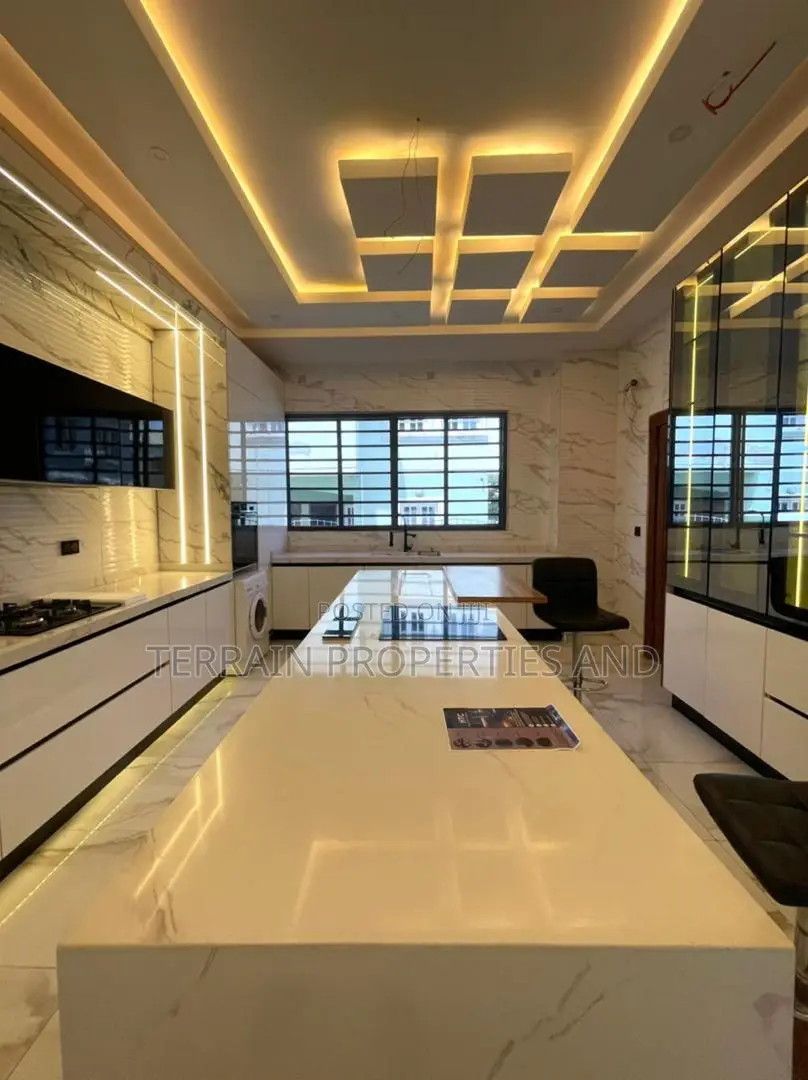 Furnished 5bdrm Duplex in Osapa london for sale