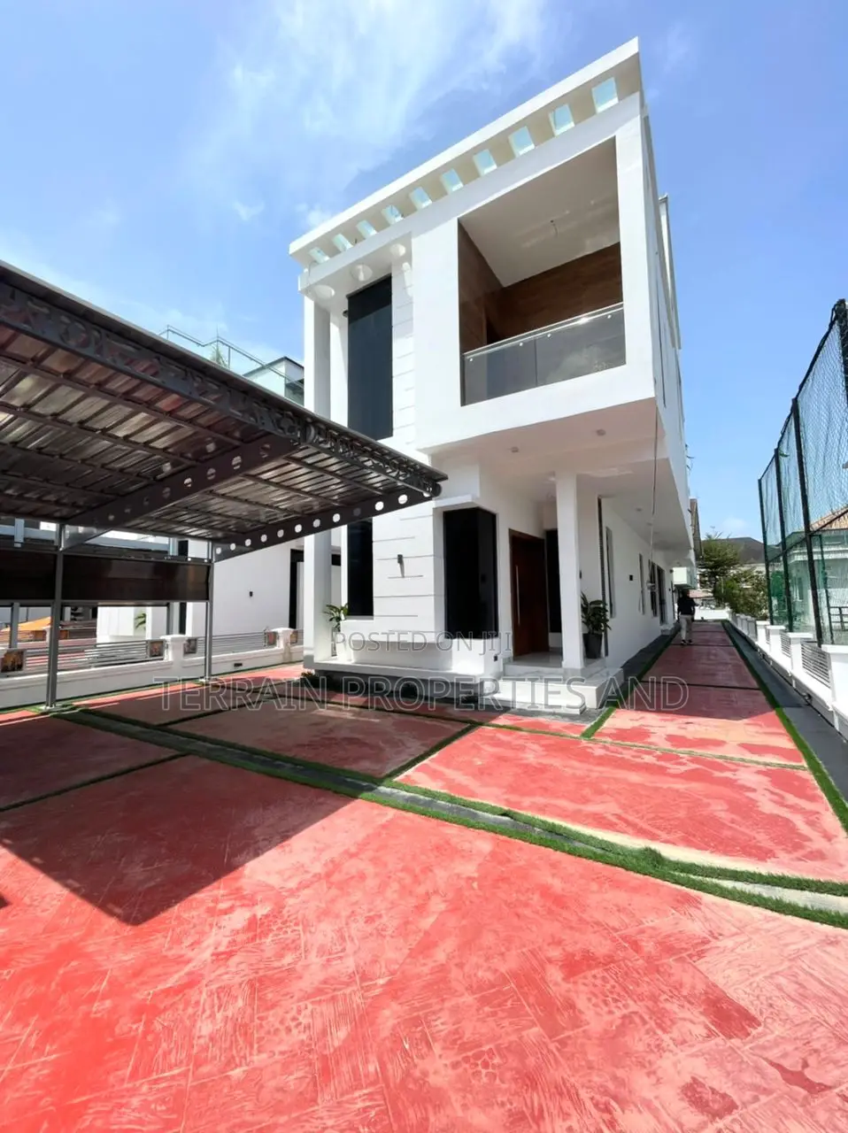 Furnished 5bdrm Duplex in Osapa london for sale