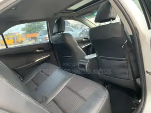 Toyota Camry 2012 Silver