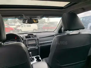 Toyota Camry 2012 Silver