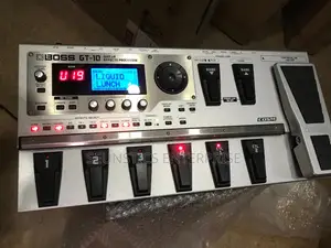 Boss Gt 10 Guitar Effects Processor