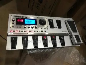 Boss Gt 10 Guitar Effects Processor