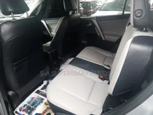 Toyota RAV4 2017 Silver