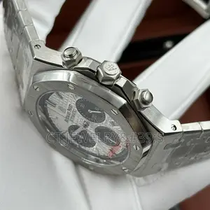 Audemars Piguet Royal Oak Chronograph(Quartz Movement)Silver