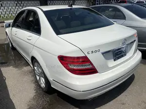 Mercedes-Benz C300 2012 White