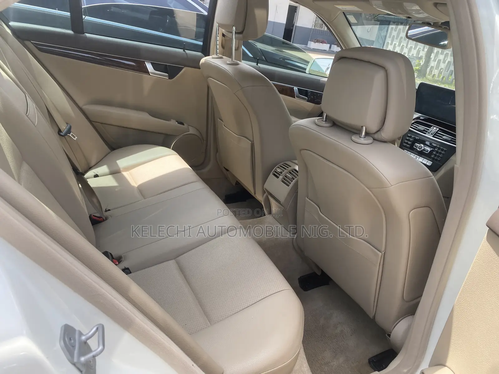 Mercedes-Benz C300 Sport 4Matic Sedan AWD (3.0L 6cyl 7A) 2012 White