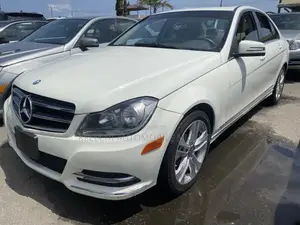 Mercedes-Benz C300 2012 White