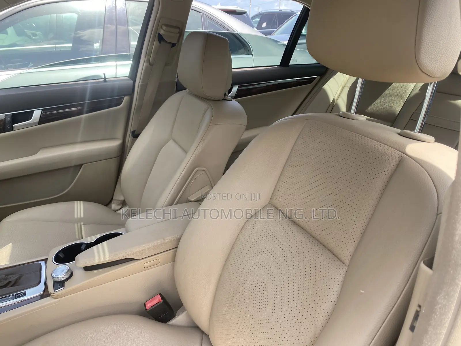 Mercedes-Benz C300 Sport 4Matic Sedan AWD (3.0L 6cyl 7A) 2012 White