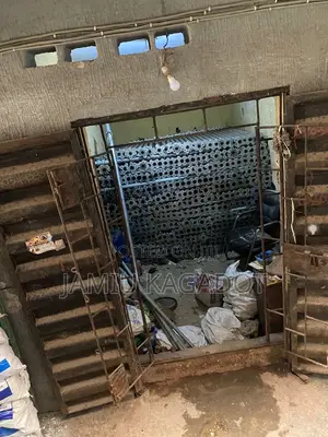 Acrow Props and Scaffolding Pipes