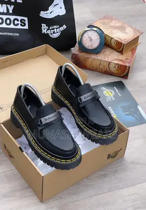Dr Marten Shoe