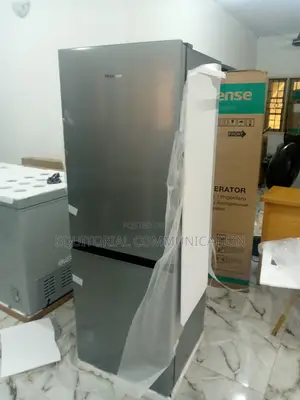 Refrigerator) 225litres Double Door Hisense Silver