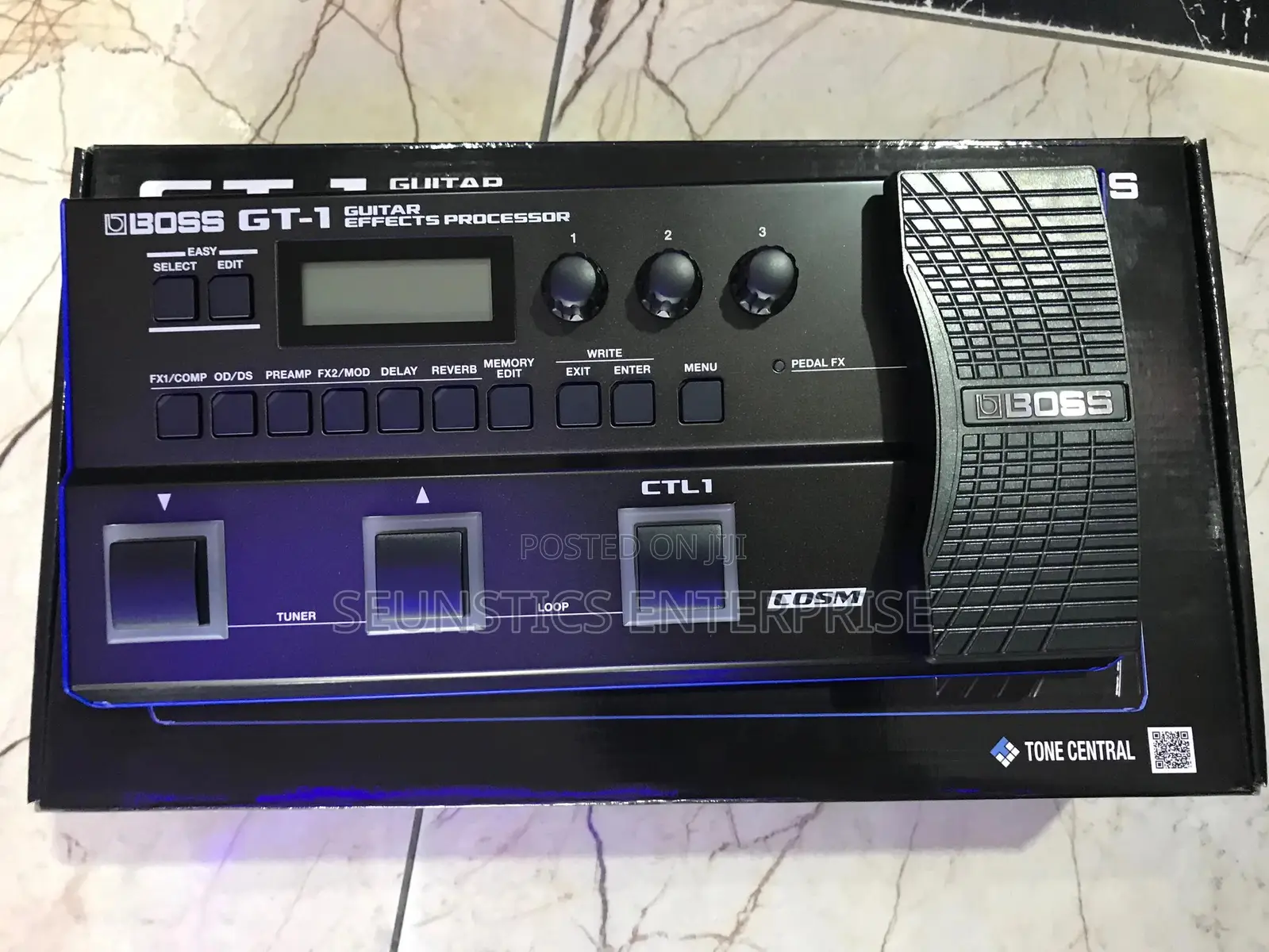 Boss GT- 1 Guitar Effects Processor (Pedal)