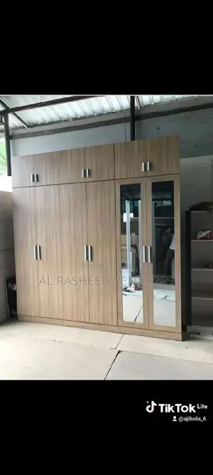 It's An Wardrobe