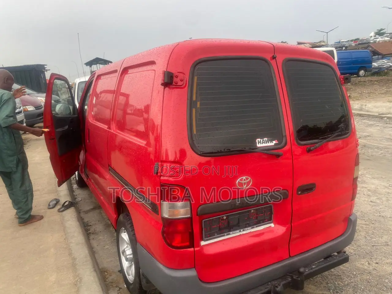 Toyota HiAce 2004 Red