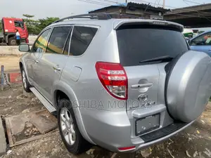 Toyota RAV4 3.5 Limited 4x4 2010 Silver