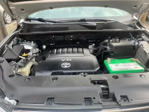 Toyota RAV4 3.5 Limited 4x4 2011 Gray
