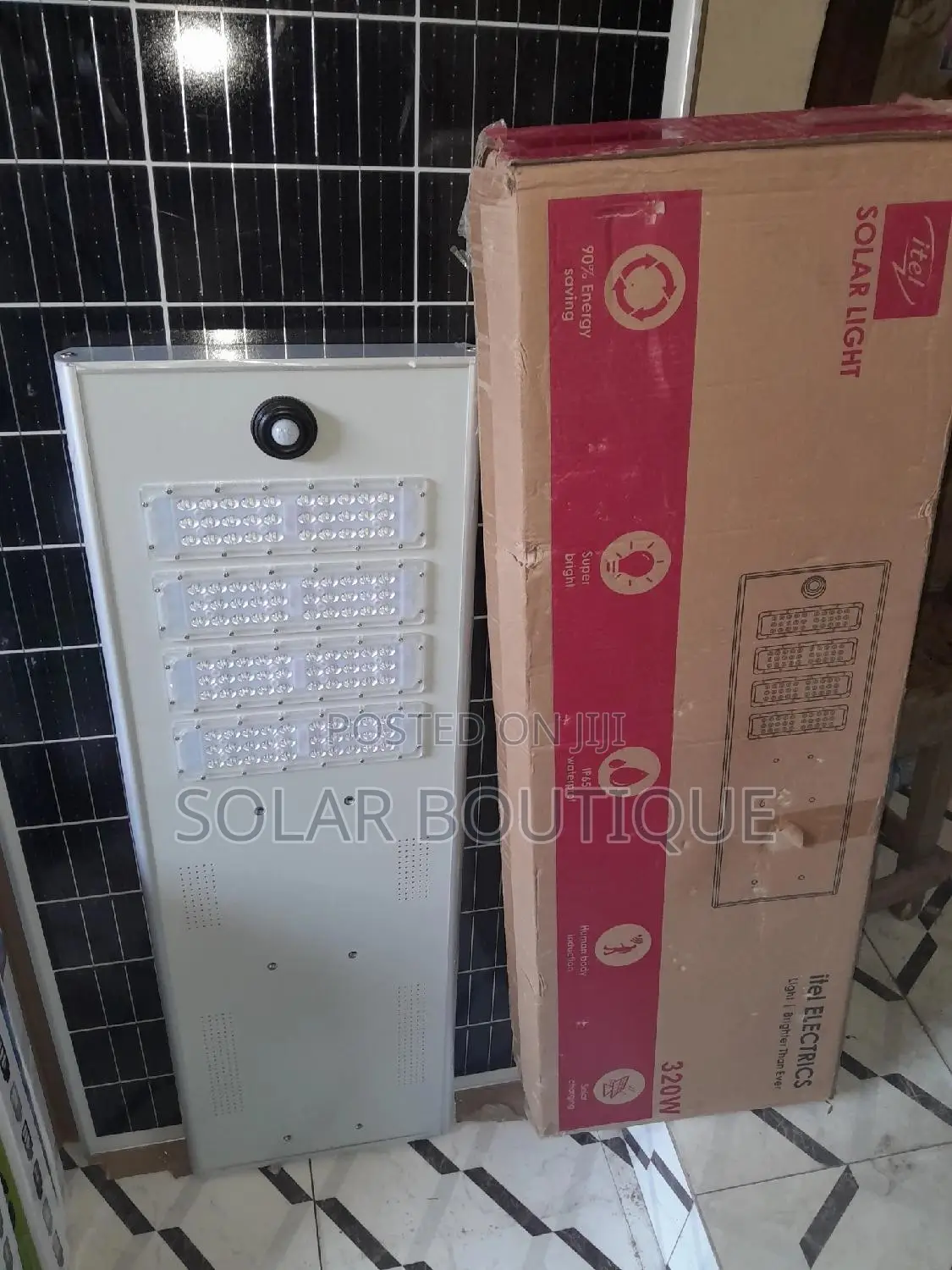 320w Itel Solar Street Light