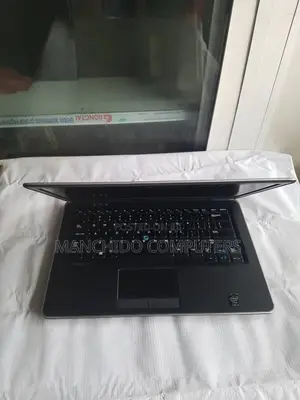 Laptop Dell Latitude 7440 8GB Intel Core I5 SSD 256GB