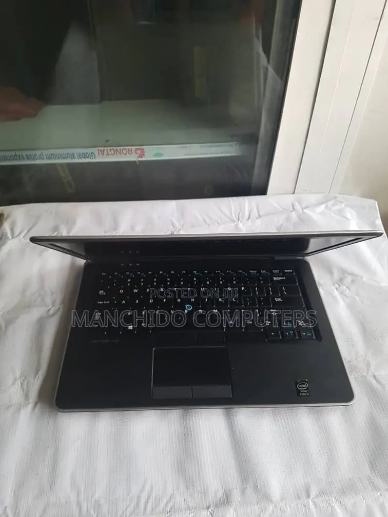 Laptop Dell Latitude 7440 8GB Intel Core I5 SSD 256GB