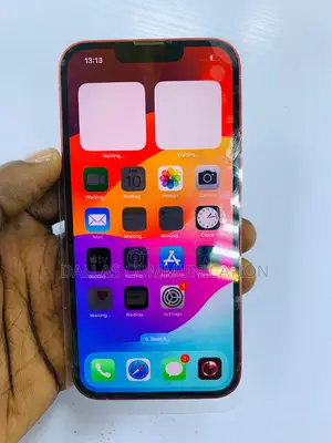 Photo - Apple iPhone 13 256 GB Red