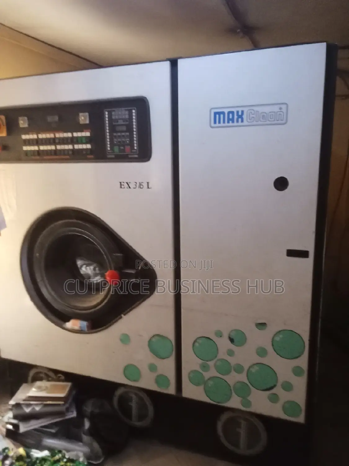 Professional Laundry Drycleaning Service
