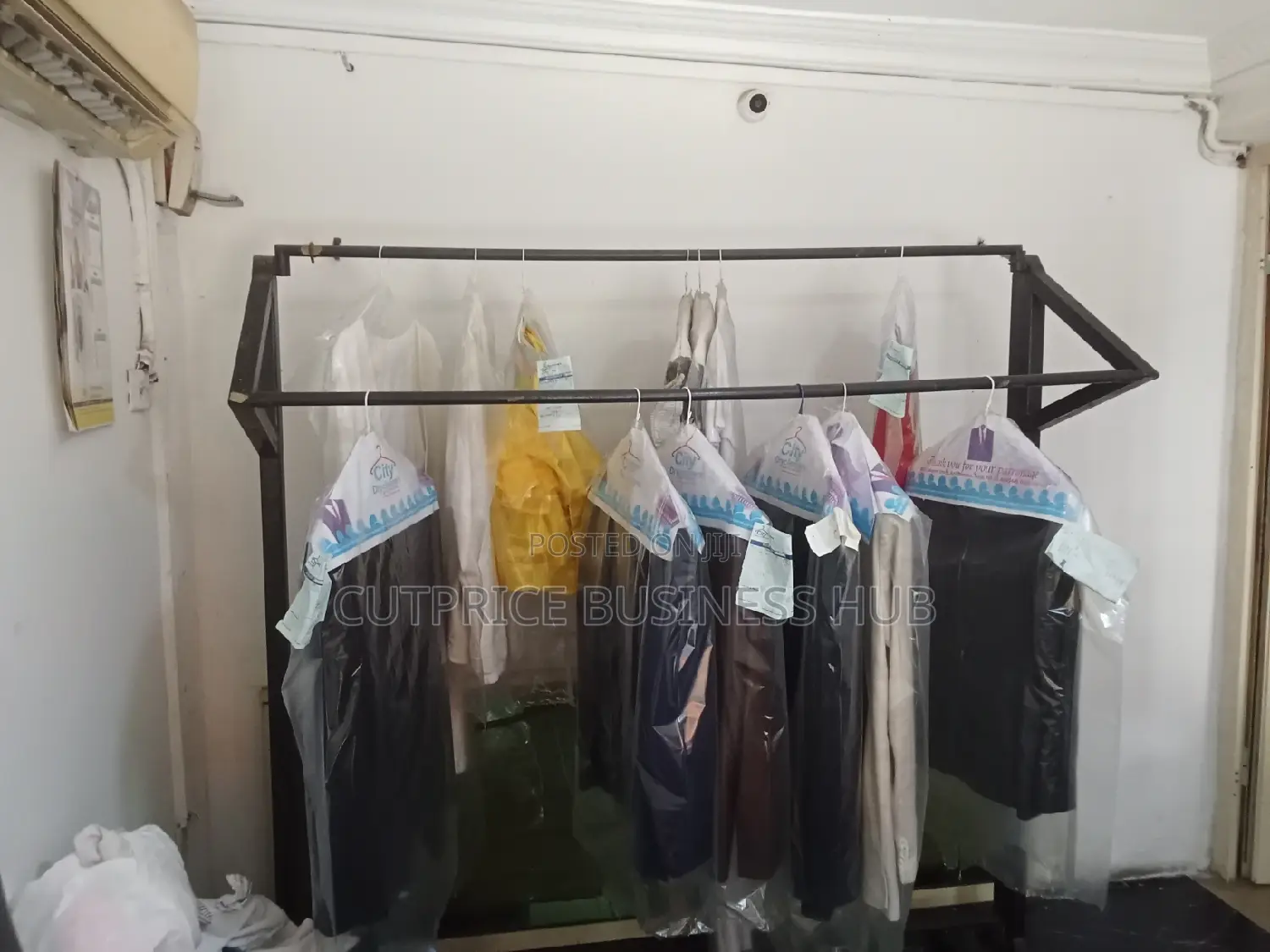 Professional Laundry Drycleaning Service