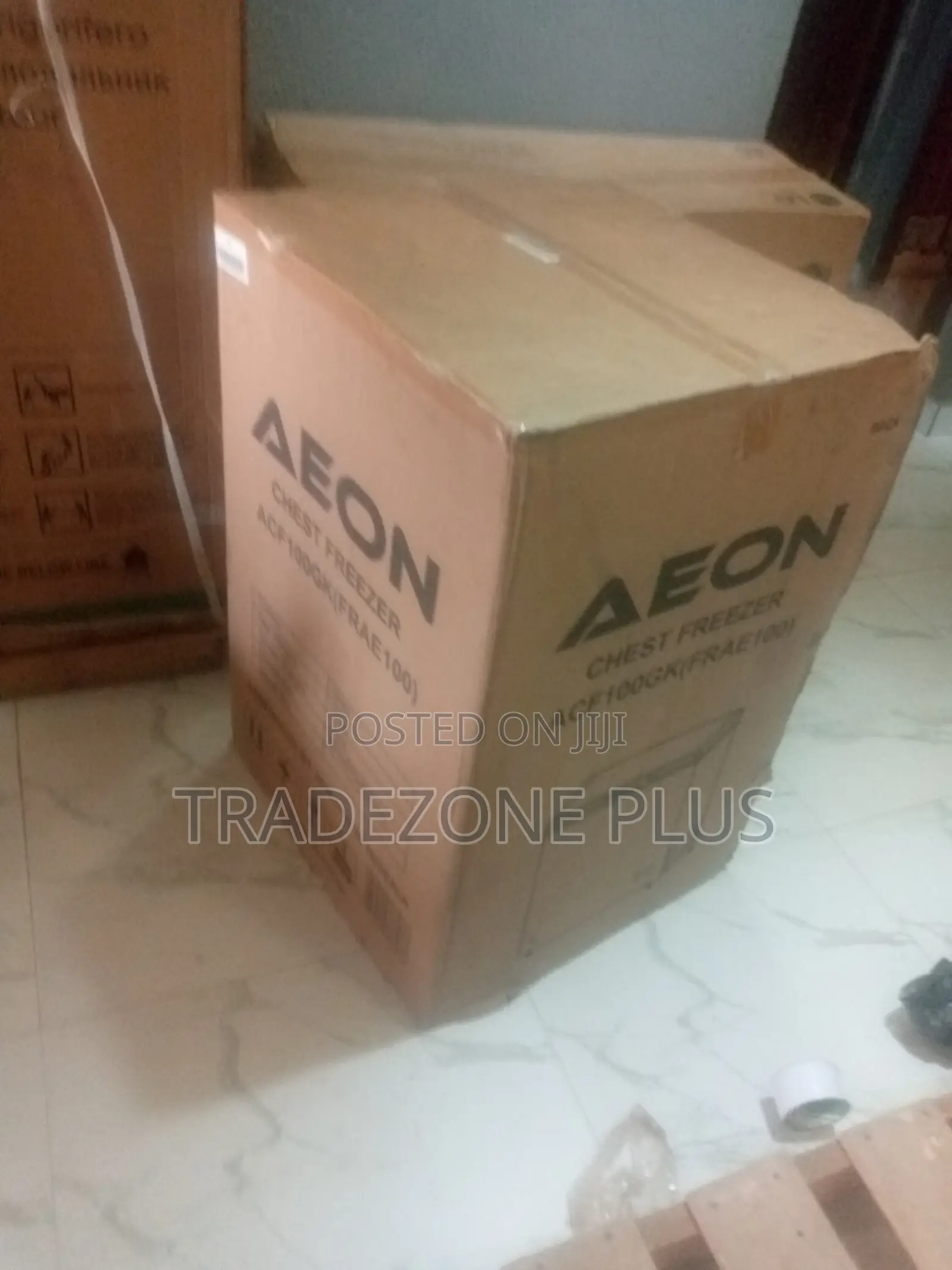 Durable Aeon 100ltr Chest Freezer