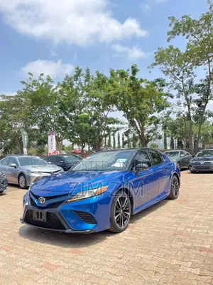 Toyota Camry XSE FWD (2.5L 4cyl 8AM) 2018 Blue