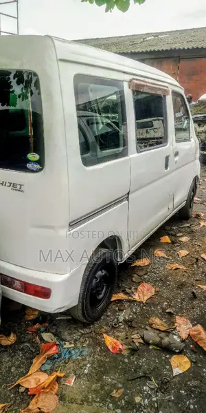Daihatsu Hijet 2008 White