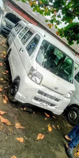 Daihatsu Hijet 2008 White