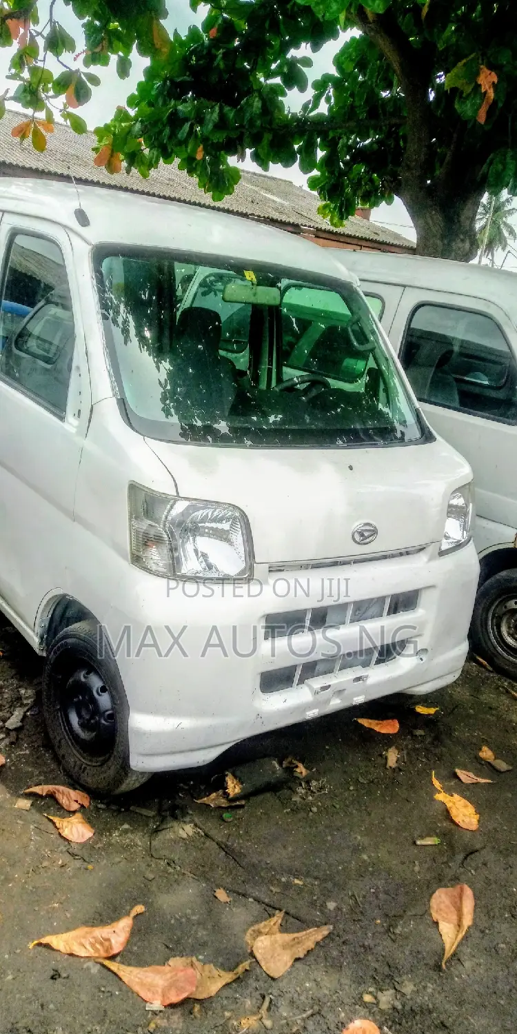 Daihatsu Hijet 2008 White
