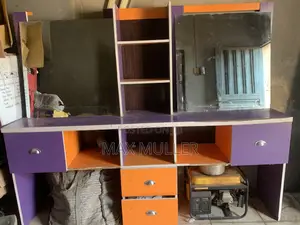 Frame Mirror L