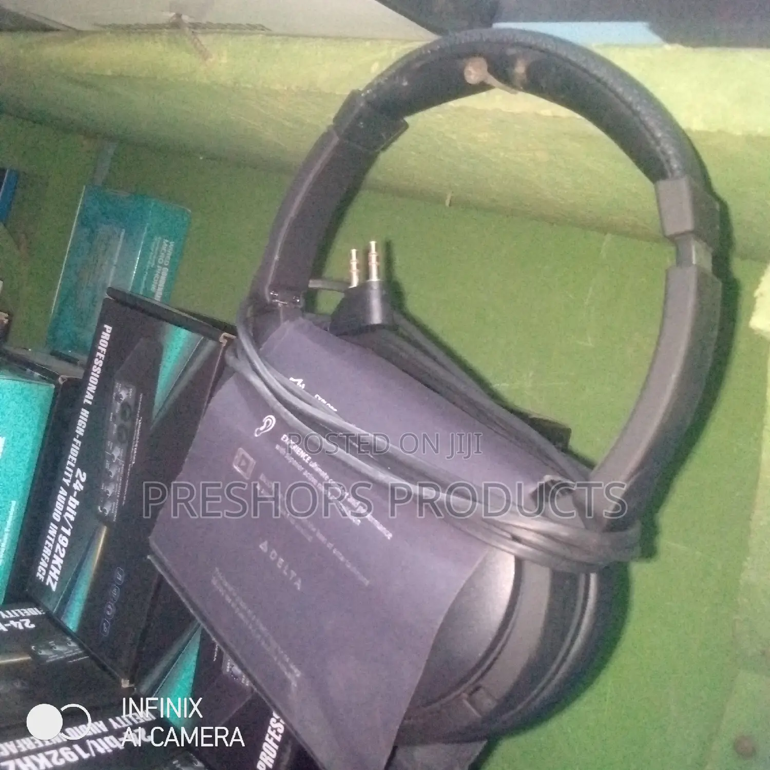 Quality Studio/ DJ Headphone