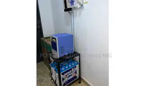 3.5kva/24v Inverter With 2x Deep Cycle Batteries