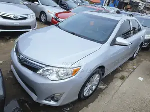 Toyota Camry 2012 Silver