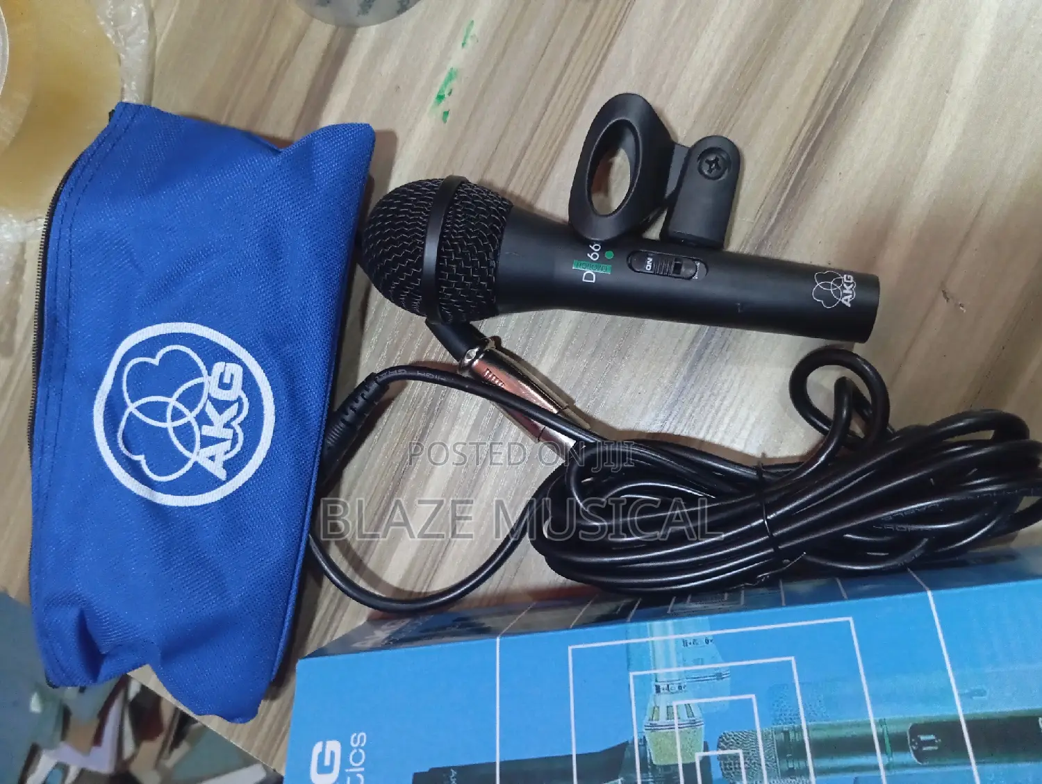Akg Wire Microphone