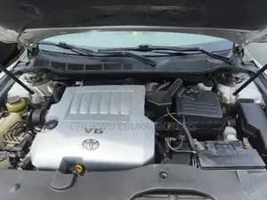Toyota Camry 2011 Silver