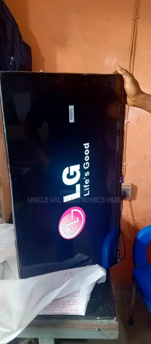 Lg 32" Smart Tv