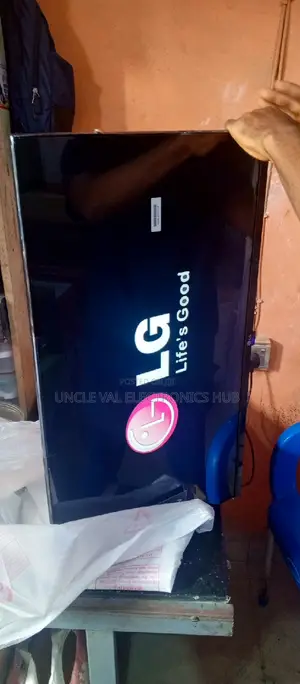 Lg 32" Smart Tv
