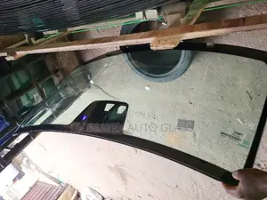Mercedes Amg Windscreen Glass Available