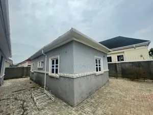 3bdrm Bungalow in Efap Queens Estate, Life Camp for rent