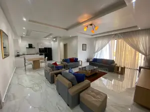Furnished 2bdrm Apartment in Florence Estate, Lekki Phase 1 for rent