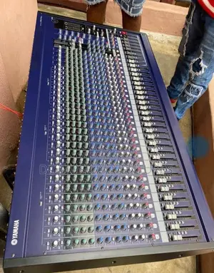 MG32 Channels Yamaha Mixer