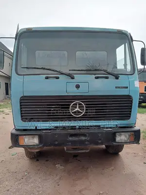 Mercedes Tipper Truck 1317 - Foreign Use - Straight Engine