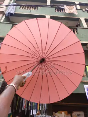 Strong Umbrella 