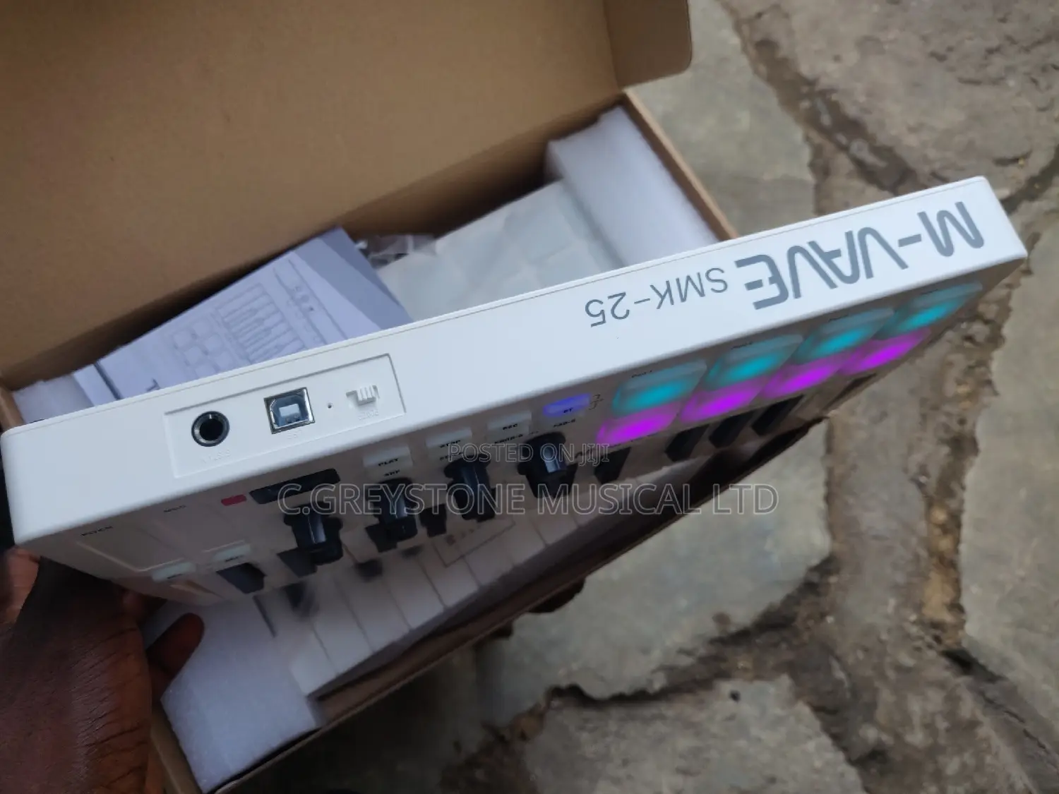 Studio Mudi Keybord M-Wave 